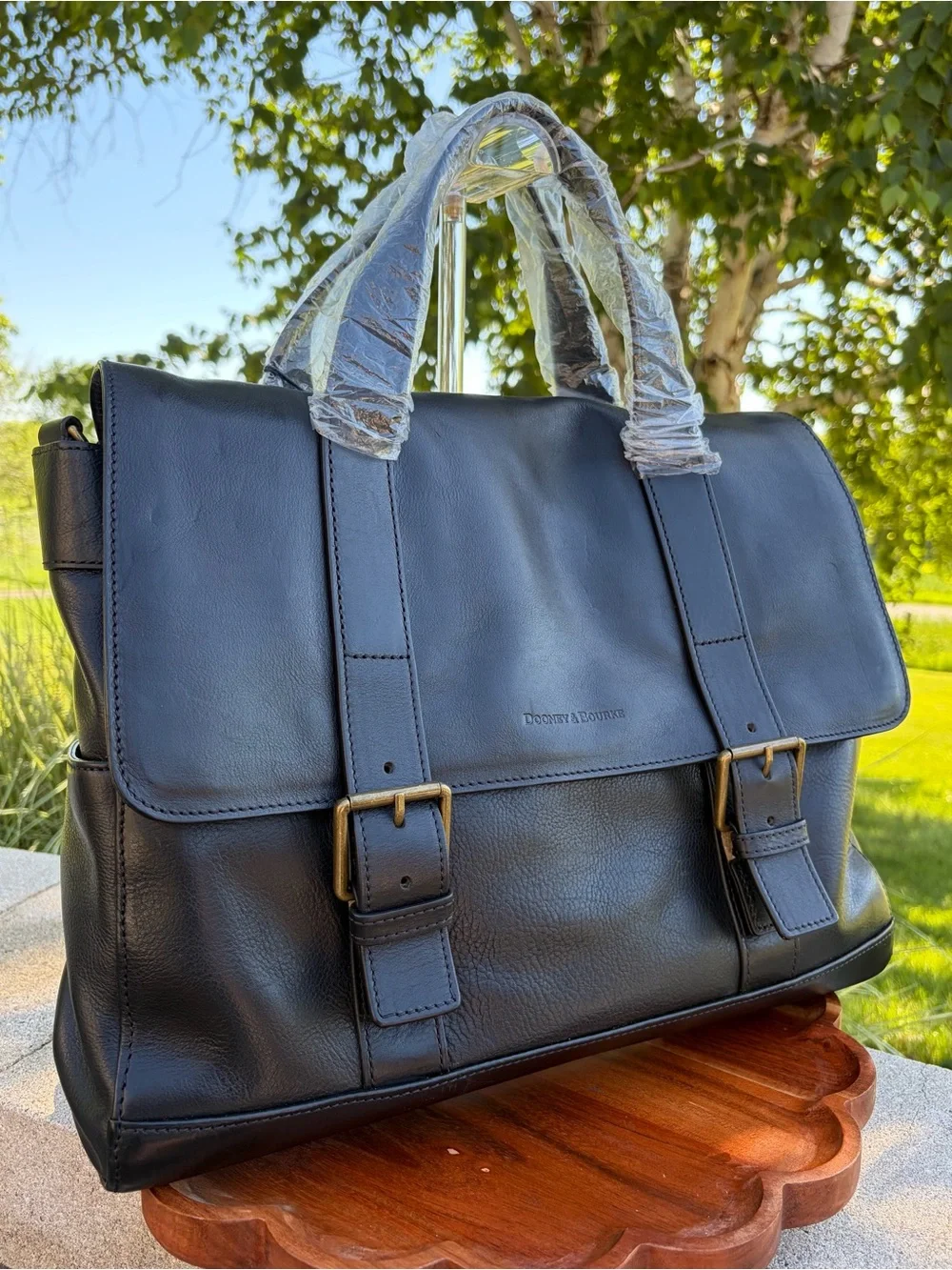 Dooney & Bourke Hunter Messenger Black Florentine NWT Original Packaging